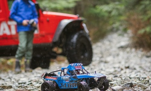 How Long Will An Electric RC Car Run – 10 Tips For Going Further